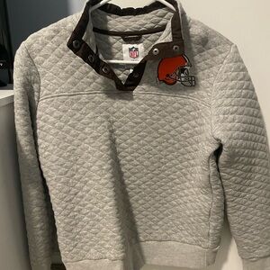 NFL Team Apparel Gray and Brown Quilted Pullover